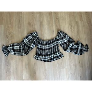 NWT off the shoulder crop top